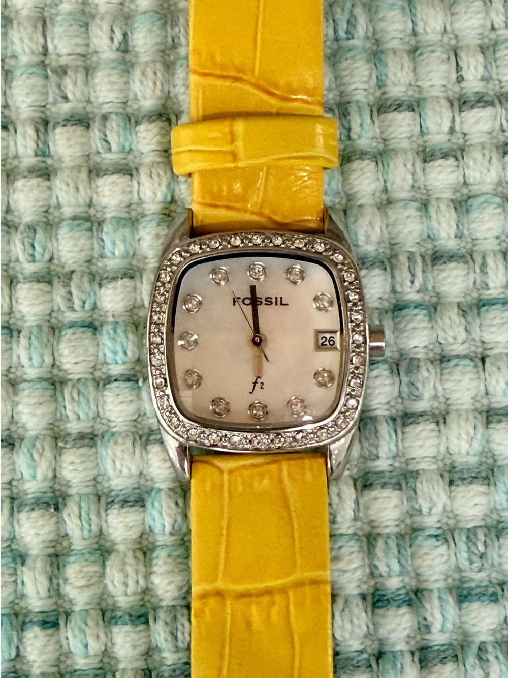 Fossil F2 Watch ES-9982~Womens Date~23mm Case~Pearl Look Dial~Yellow Leather~New